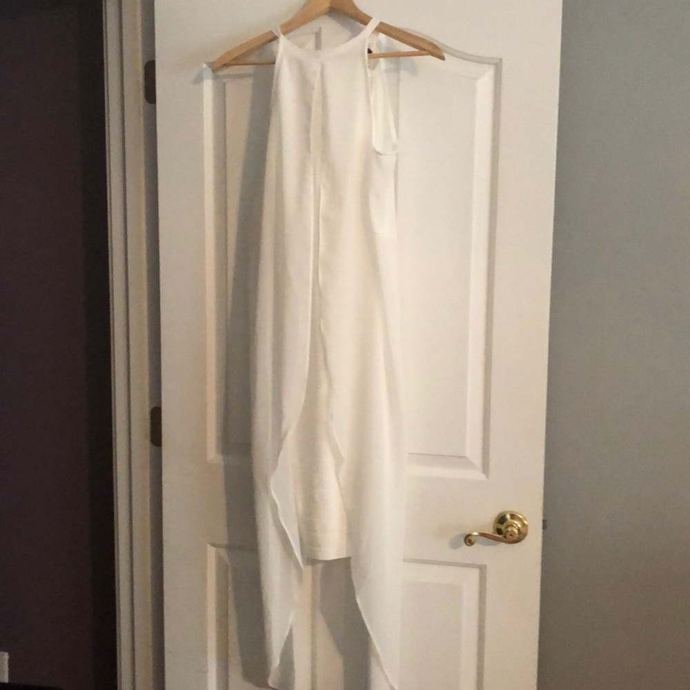 Venus white dress